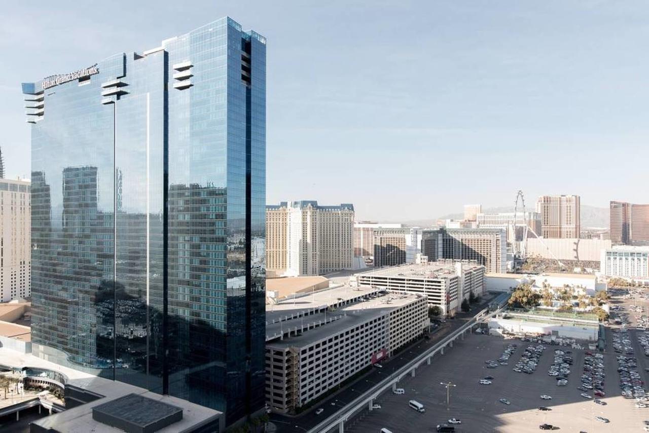 True 1Br Balcony Suite With Strip View At Mgm Signature Λας Βέγκας Εξωτερικό φωτογραφία