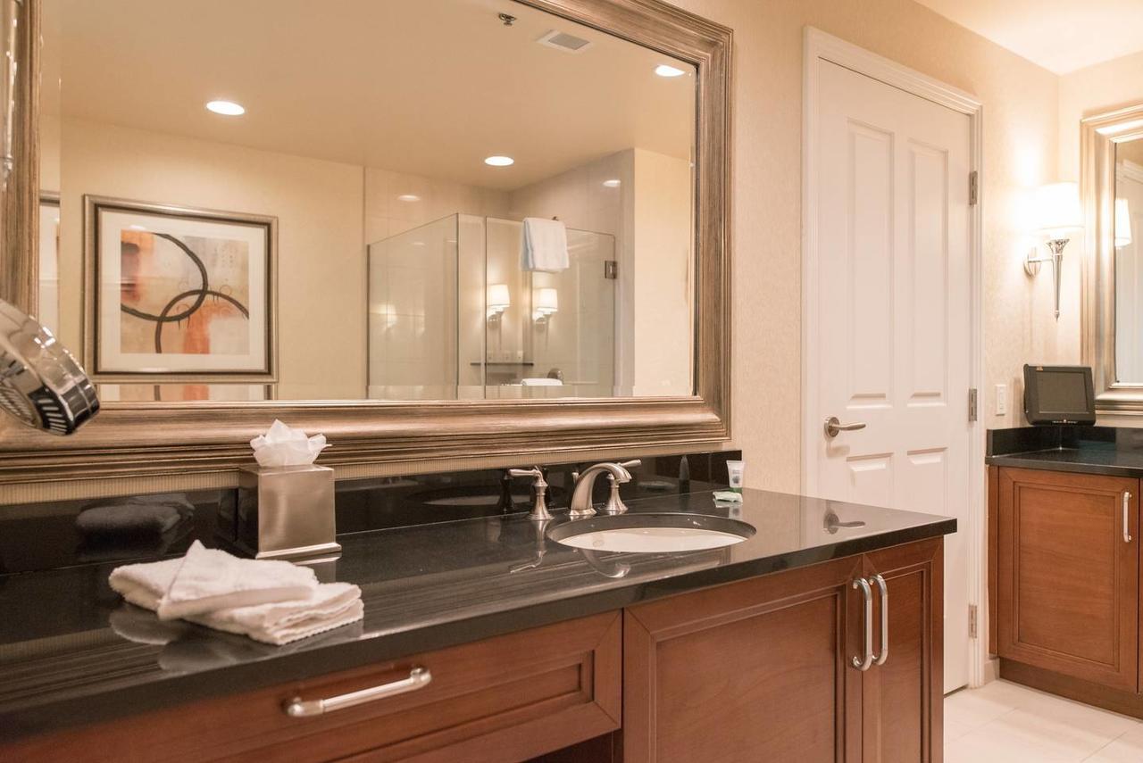 True 1Br Balcony Suite With Strip View At Mgm Signature Λας Βέγκας Εξωτερικό φωτογραφία